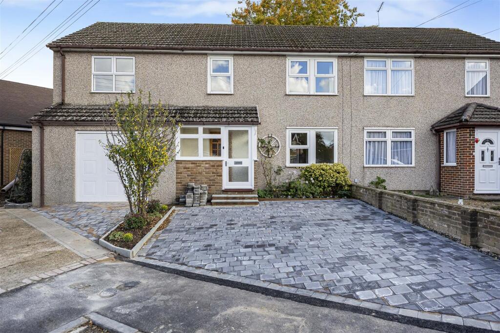 Main image of property: Bullfinch Dene, Sevenoaks