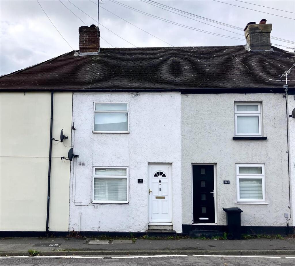 Main image of property: London Road, Dunton Green, Sevenoaks