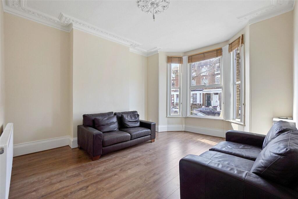 1 bedroom apartment for rent in Loftus Road, London, W12