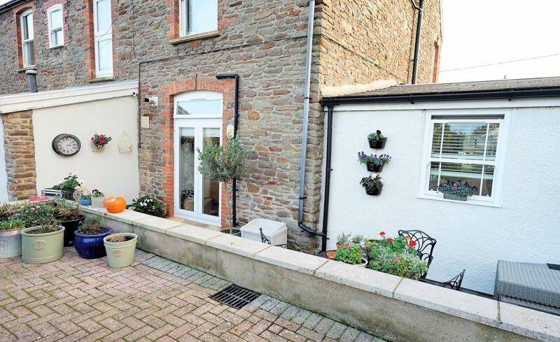 Additional property image - A superb 2 bedroom ground floor flat in Nailsea