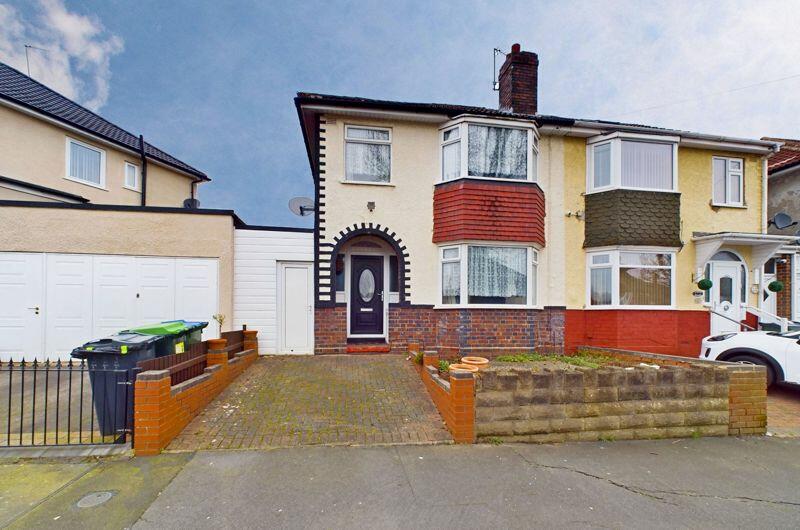 3 bedroom semidetached house for sale in Hugh Road, Smethwick, B67