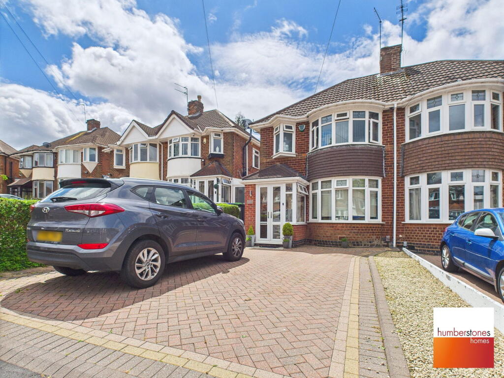 Main image of property: Park Avenue, Oldbury, B68 8EP