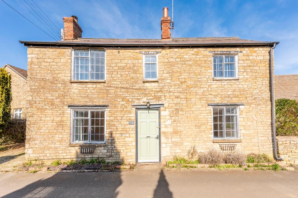 Main image of property: East Street, Long Compton, CV36