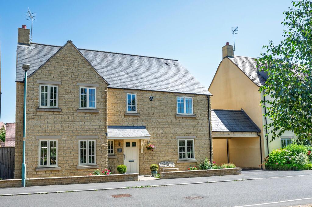 Main image of property: Stirling Way, Moreton-In-Marsh, GL56