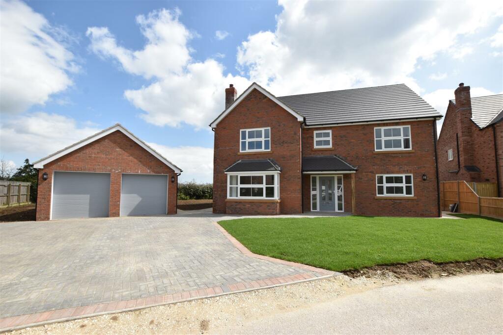5 bedroom detached house for sale in Plot 1, Jacobs Close, Utterby