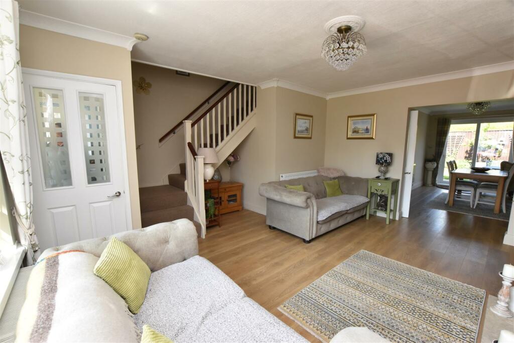 4 bedroom chalet for sale in Eastfield Rise, HoltonLeClay, Grimsby, DN36