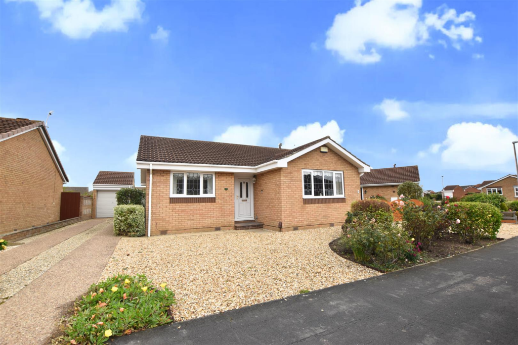 Main image of property: Billinghay Court, Cleethorpes