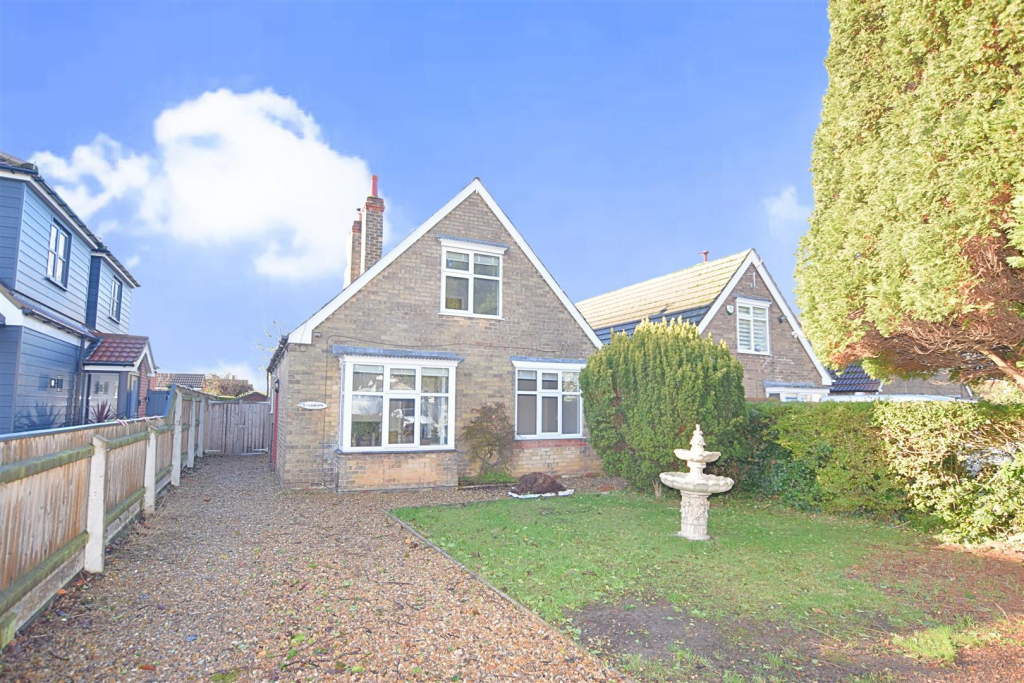 Main image of property: Laburnum Avenue, Waltham, Grimsby