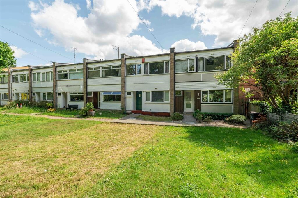 Main image of property: Ravensbourne Avenue, Beckenham