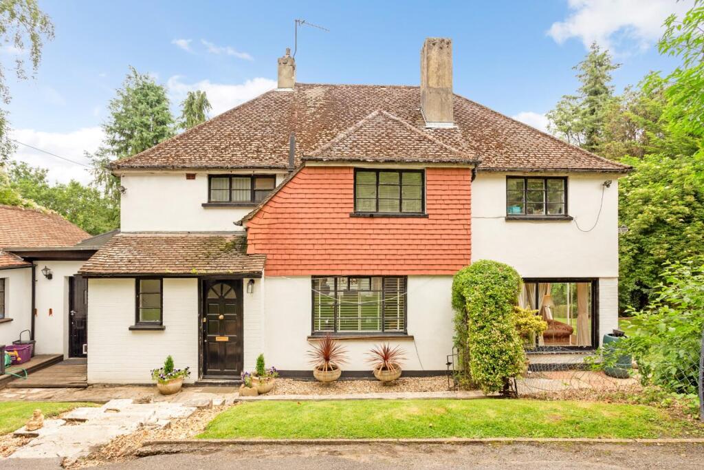 Main image of property: Pelling Hill, Old Windsor, Windsor