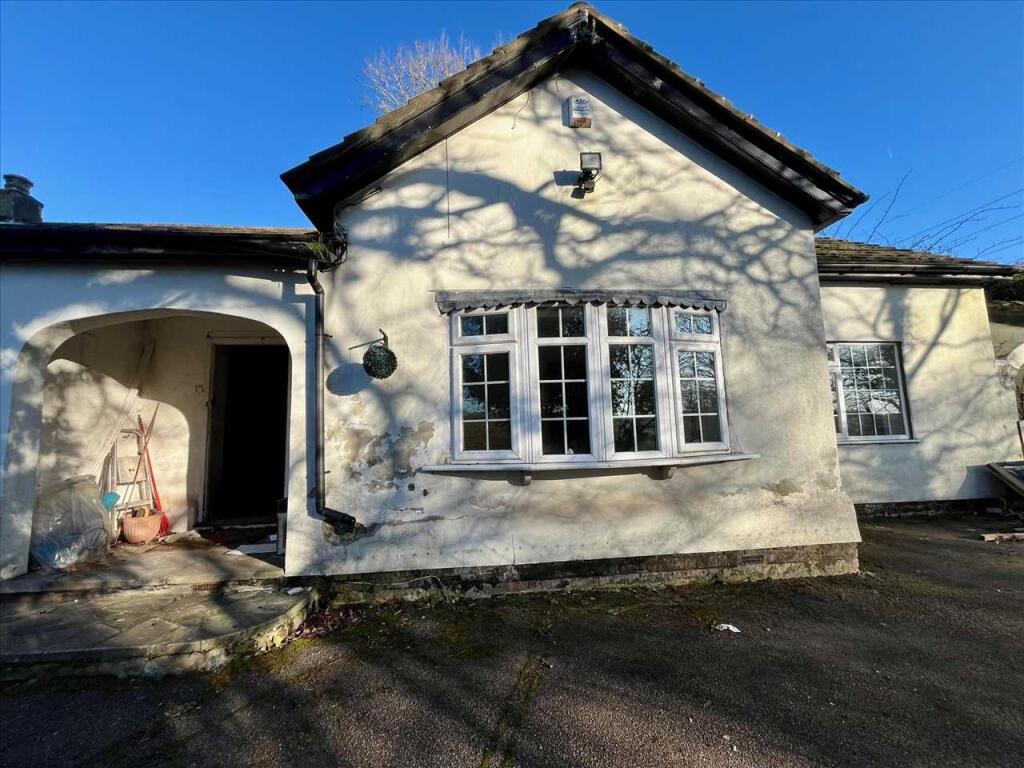 Main image of property: Watling Street, Radlett, WD7.