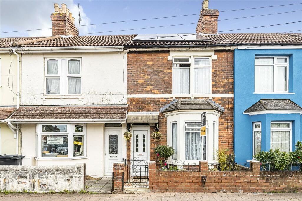 2 bedroom terraced house for sale in Salisbury Street, Swindon, Wilts, SN1