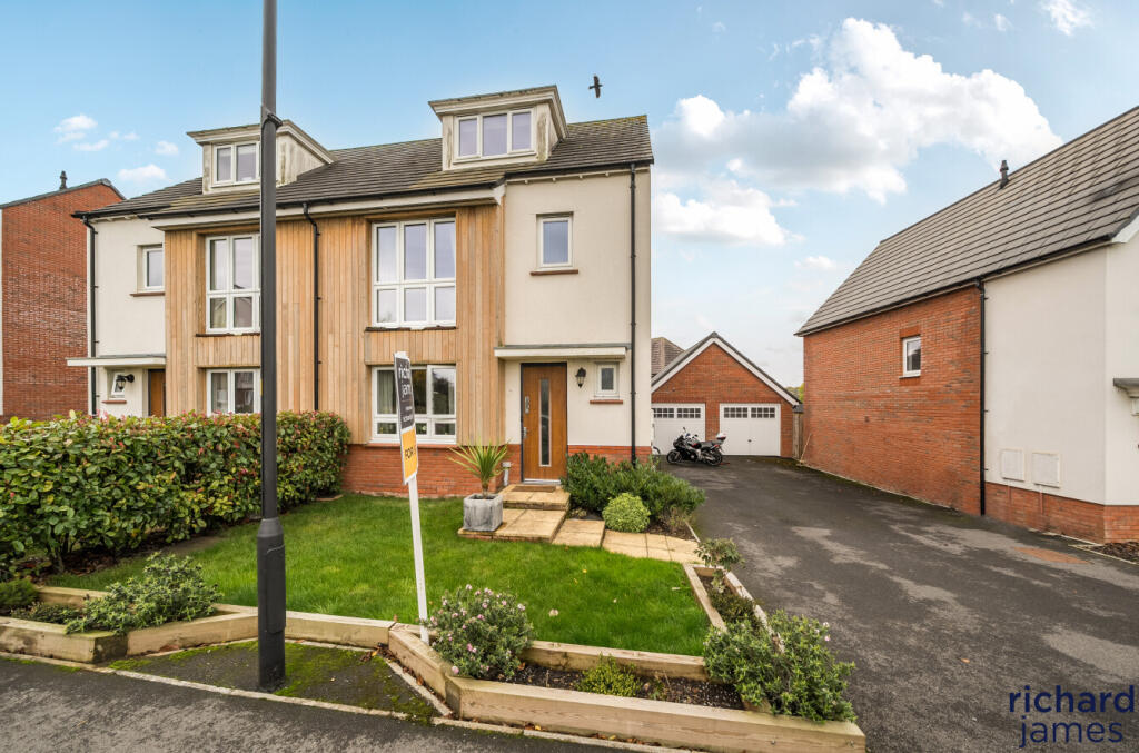 Main image of property: Homington Avenue, Swindon, SN3