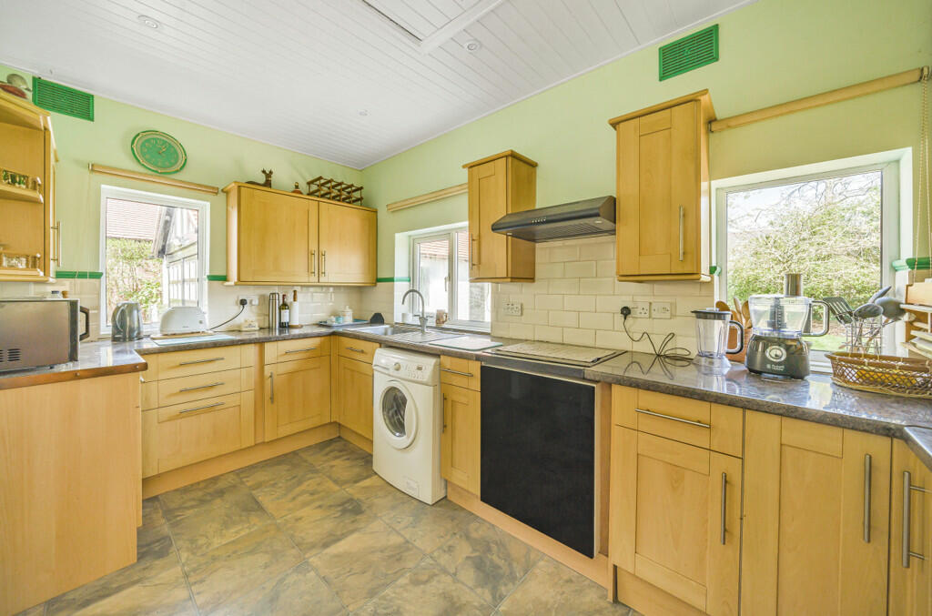 4 bedroom bungalow for sale in Glan Aber Park, Chester, Cheshire West