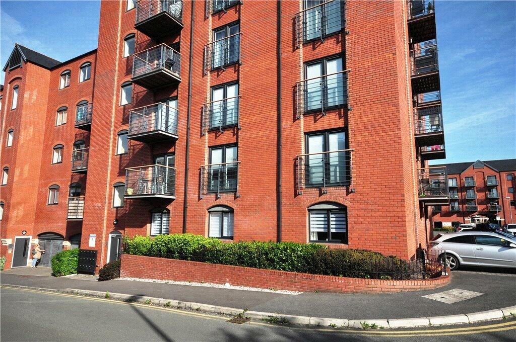 2 bedroom apartment for sale in Wharf View, Chester, Cheshire, CH1