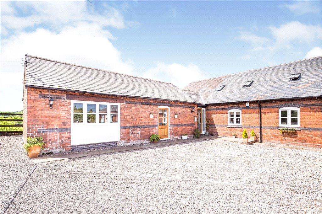 4 bedroom barn conversion for sale in Cornish Hall Barns, Wrexham Road, Holt, LL13