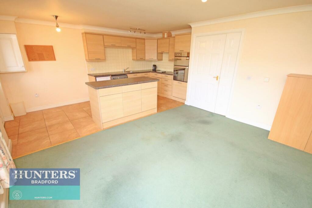 Additional property image - Pitty Beck View Allerton, Bradford, BD15 7YS
