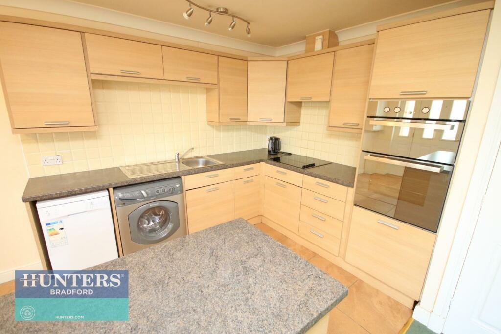 Additional property image - Pitty Beck View Allerton, Bradford, BD15 7YS