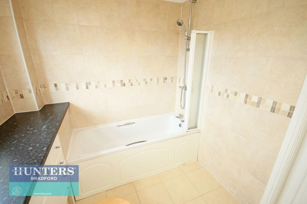 Additional property image - Pitty Beck View Allerton, Bradford, BD15 7YS