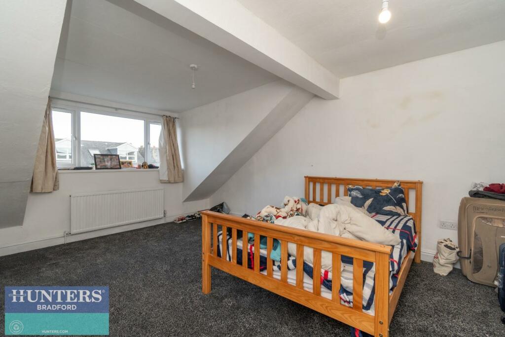 Additional property image - REF SR- Lister Avenue East Bowling, Bradford, West Yorkshire, BD4 7QR