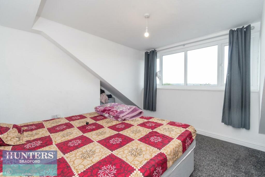 Additional property image - REF SR- Lister Avenue East Bowling, Bradford, West Yorkshire, BD4 7QR