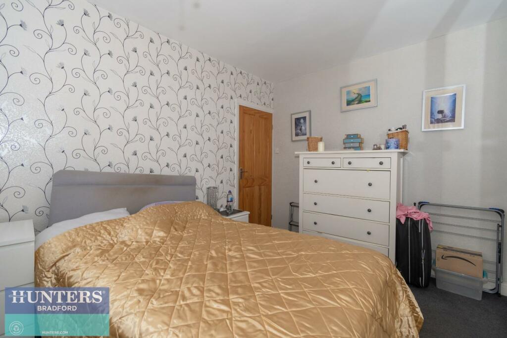Additional property image - REF SR - Tyersal Avenue Tyersal, Bradford, West Yorkshire, BD4 8HJ