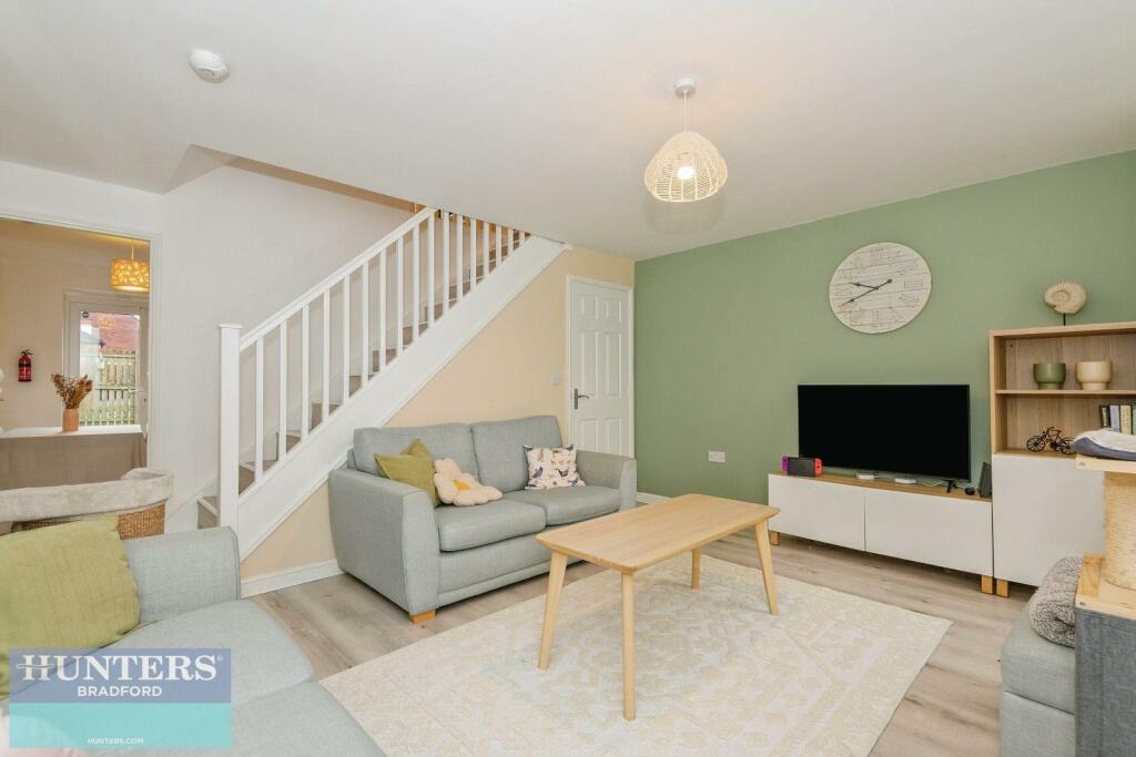 Additional property image - Turner Grove Bradford, West Yorkshire, BD4 0FG