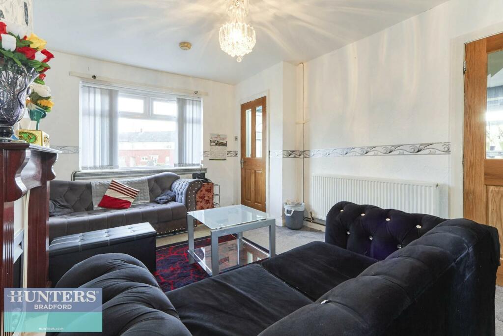 Additional property image - Moorlands Avenue Bradford BD3 7LN