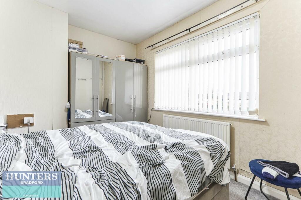 Additional property image - Moorlands Avenue Bradford BD3 7LN