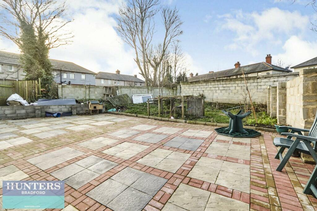 Additional property image - Moorlands Avenue Bradford BD3 7LN