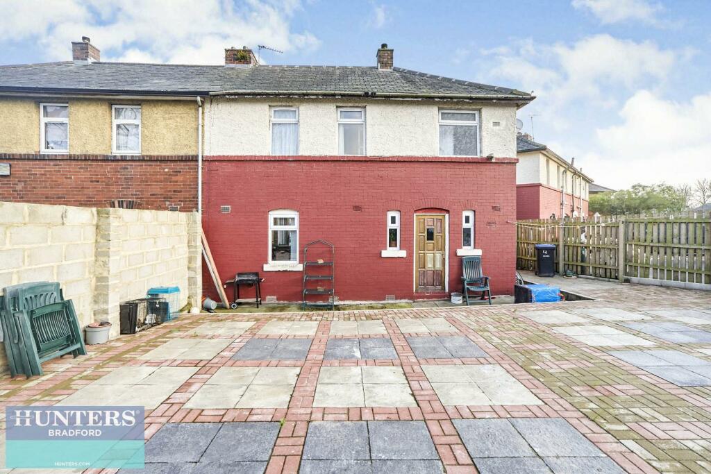 Additional property image - Moorlands Avenue Bradford BD3 7LN