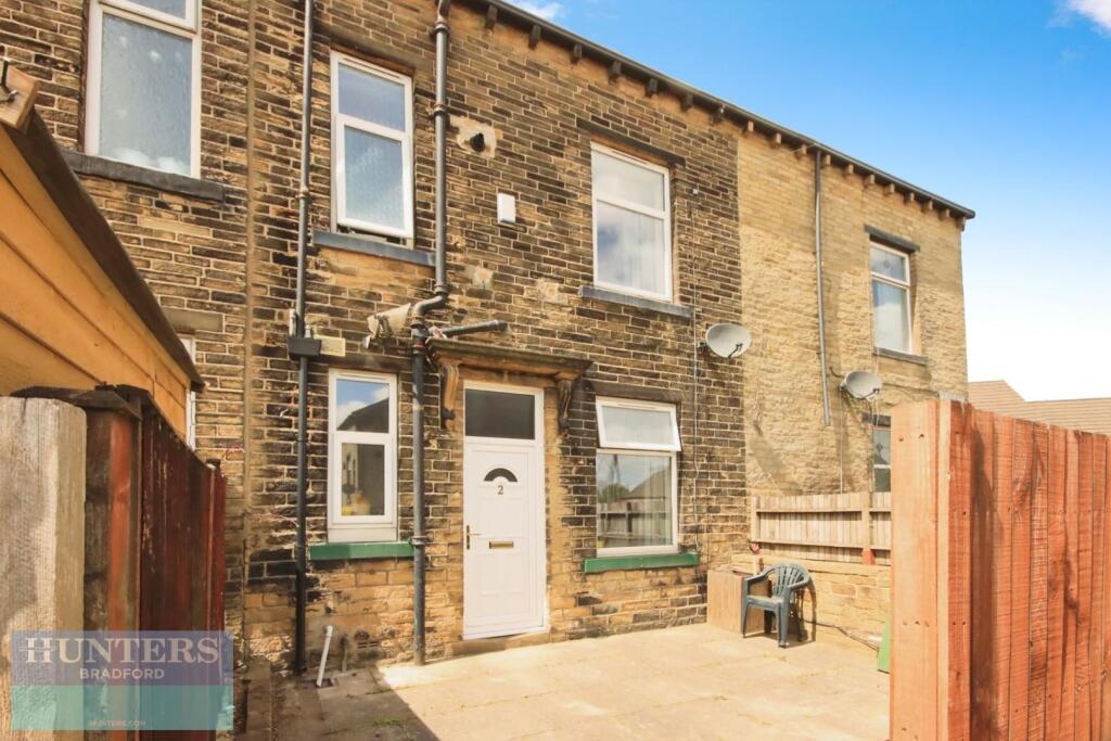 2 bedroom terraced house