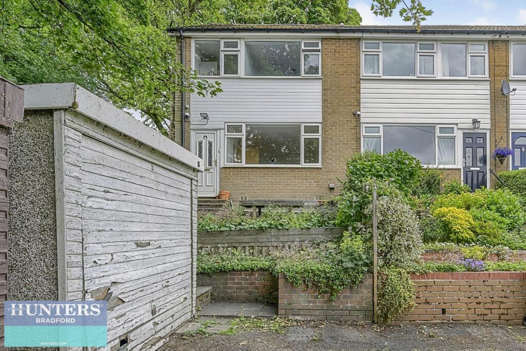 Main image of property: Wold Close ,Thornton, Bradford, West Yorkshire, BD13 3HT