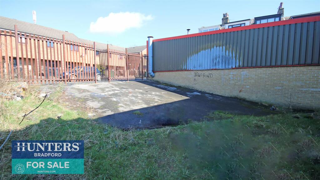 Main image of property: Land at Kimberley Street, Bradford, BD3 8PR