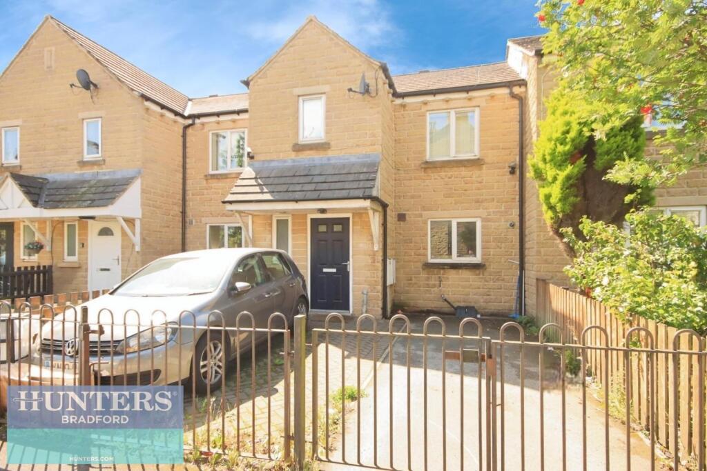 Main image of property: Ellerton Street Bradford, BD3 8AD