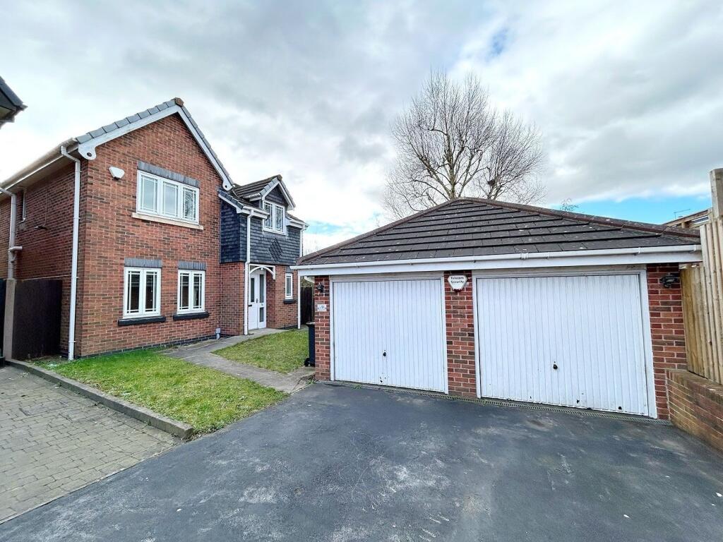 Main image of property: Kirkwood Close, Wigan, WN2 1DZ