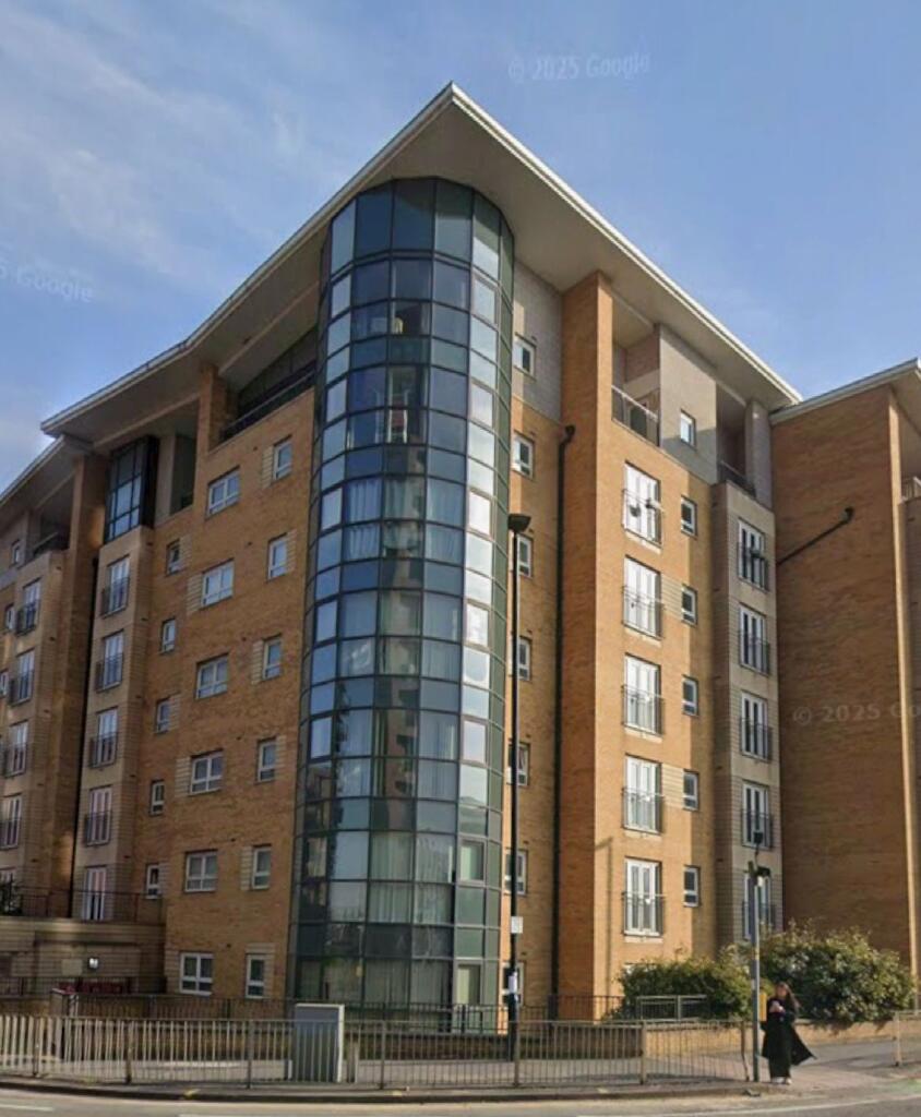 Main image of property: Apartment 14 Fusion 8,4  Middlewood Street, Salford, M5 4LH