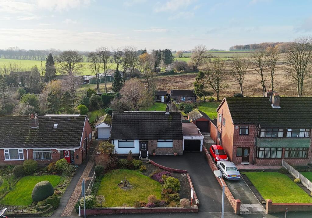 Main image of property: Garswood Road, Ashton-in-Makerfield, Wigan, WN4 0TY