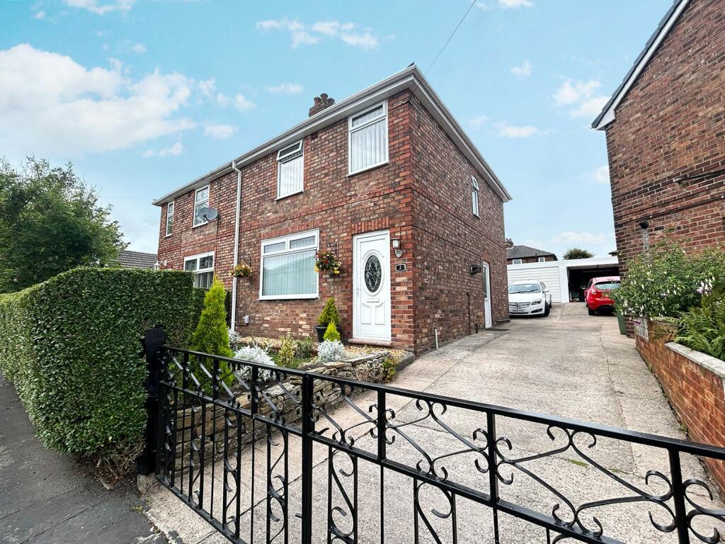 3 bedroom semidetached house for sale in Richmond Avenue, Haydock, St