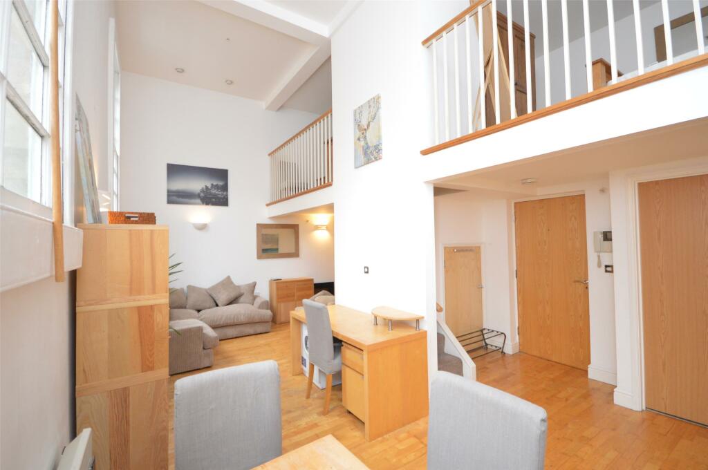 Additional property image - Guinea Lane, Bath, BA1