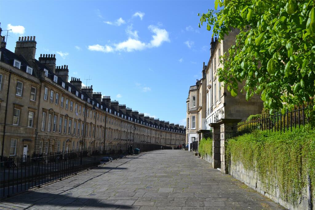Additional property image - Guinea Lane, Bath, BA1