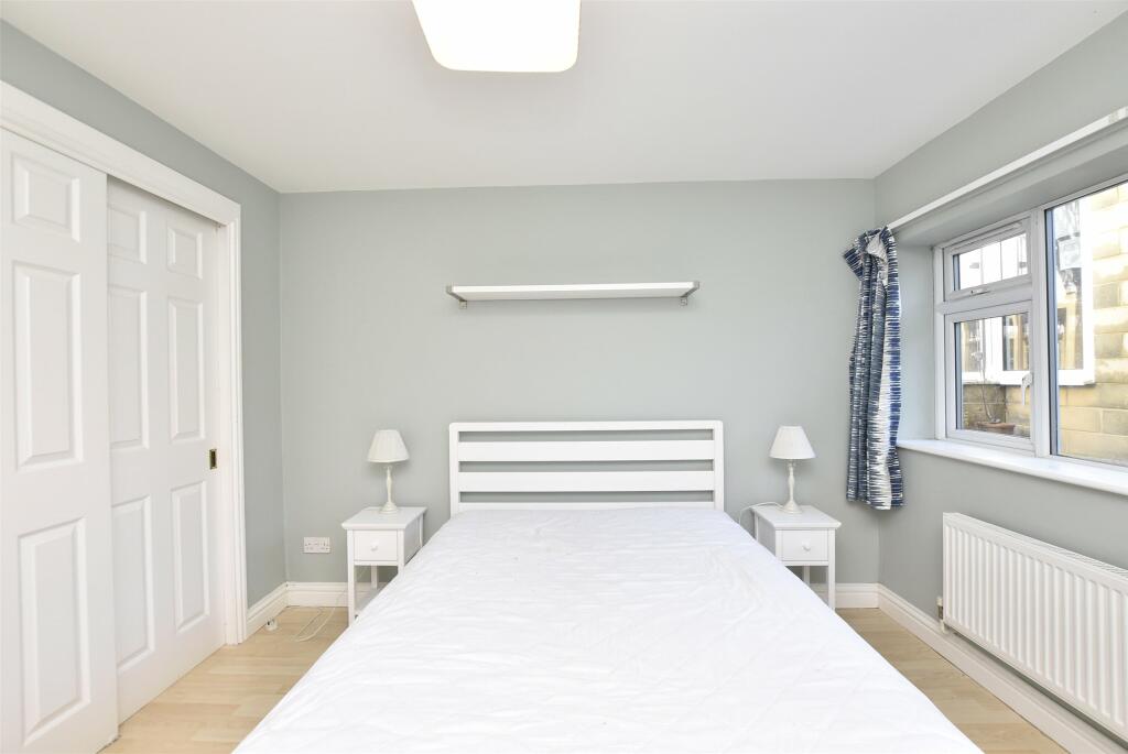 Additional property image - Newbridge Hill, Bath, BA1