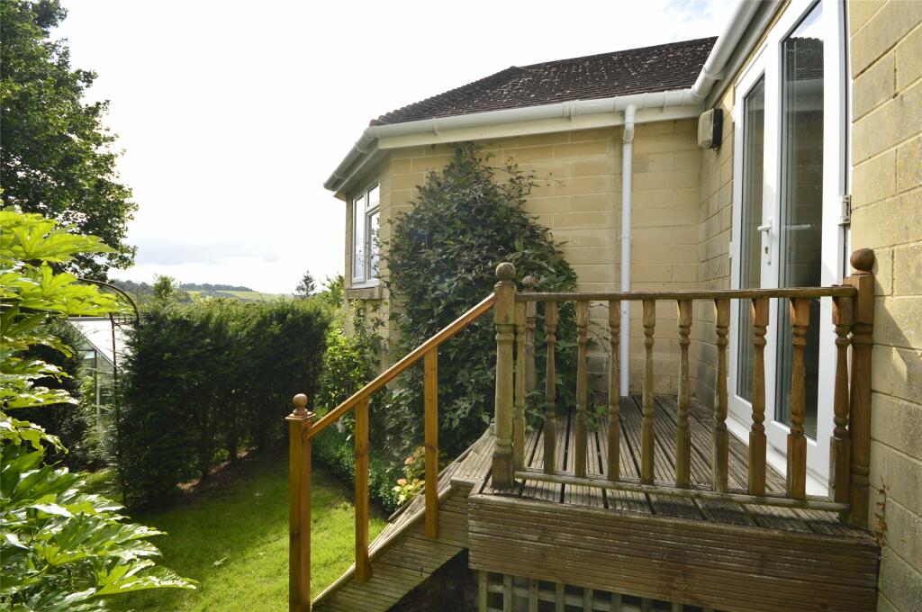 Additional property image - Newbridge Hill, Bath, BA1