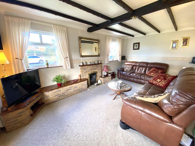 Additional property image - The Oaks, Bedworth, CV12 0AY