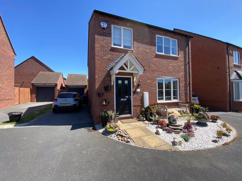 Main image of property: Lower Farm Way, Nuneaton, CV10 0FD