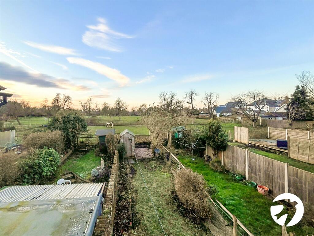 2 bedroom terraced house for sale in Cellar Hill, Lynsted