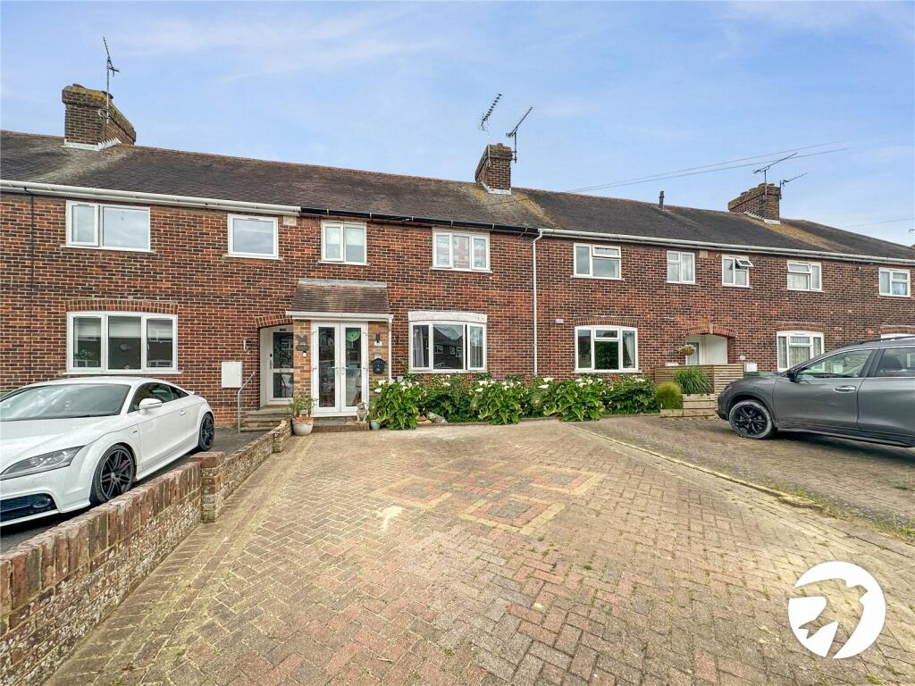 4 bedroom terraced house for sale in Barrow Grove, Sittingbourne, Kent