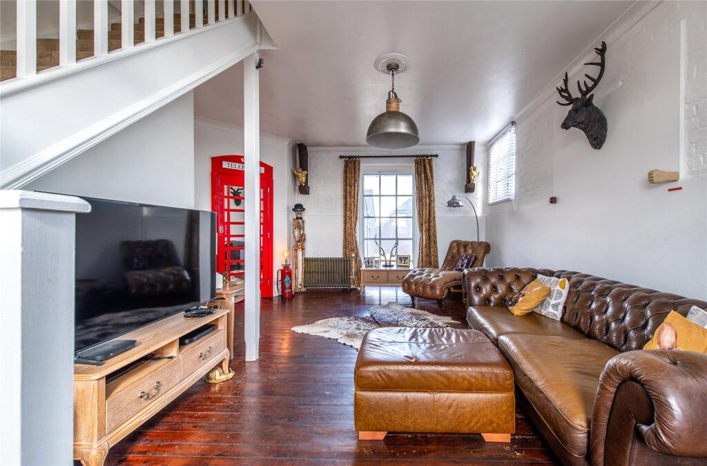 Main image of property: Lower Road, Teynham, Sittingbourne, Kent, ME9