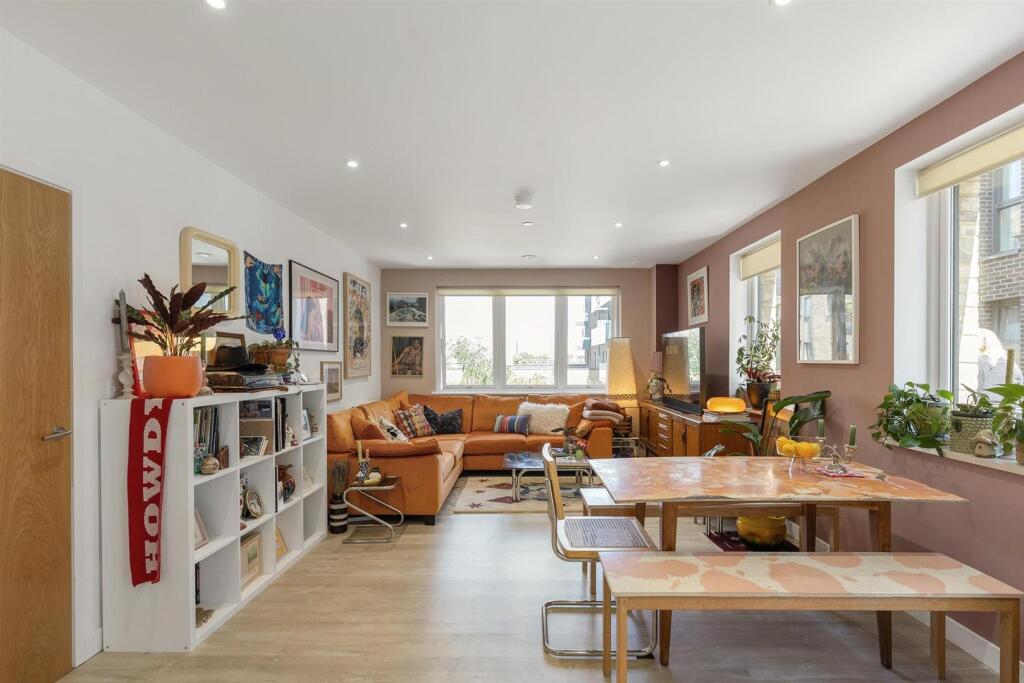 Main image of property: Eaton Walk, London