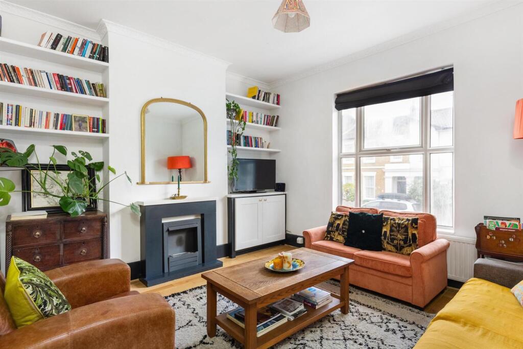 Main image of property: Kings Grove, SE15